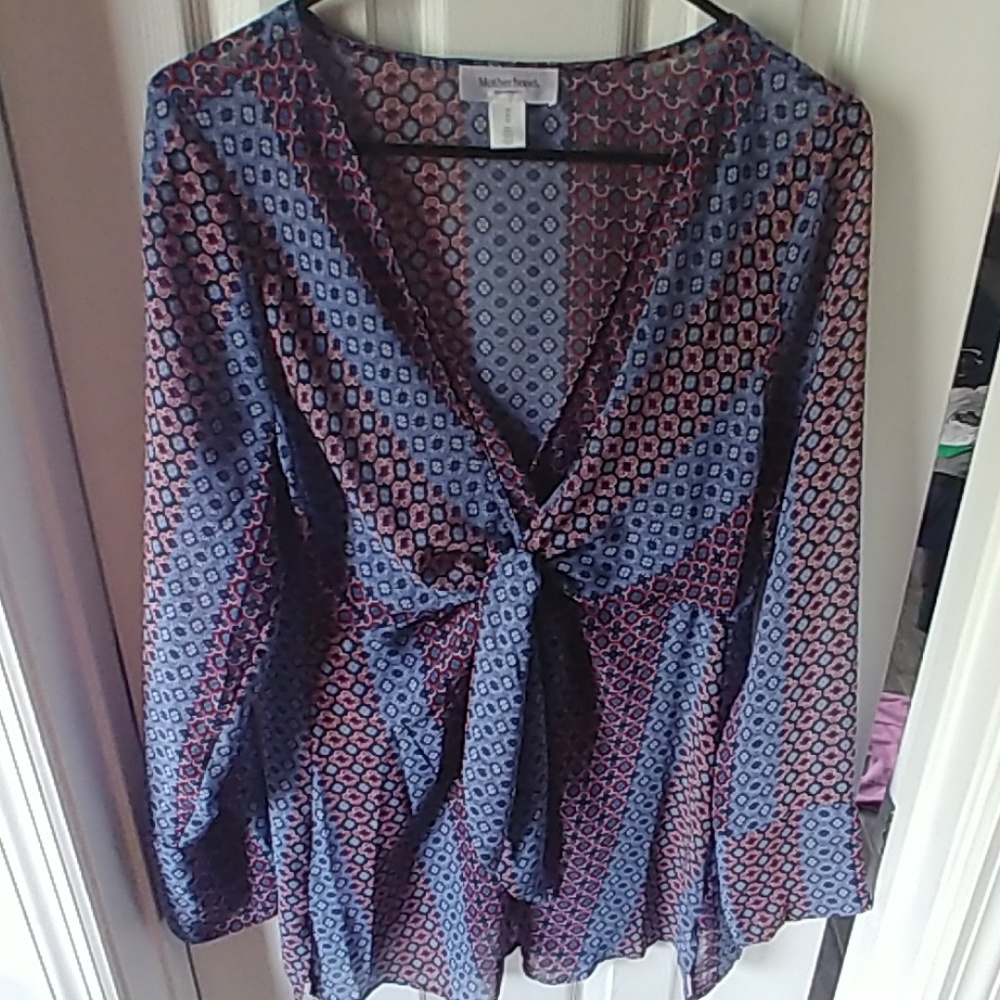 Maternity blouse long sleeve